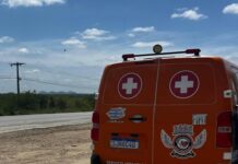 Homem fica ferido em acidente de moto na BR-324