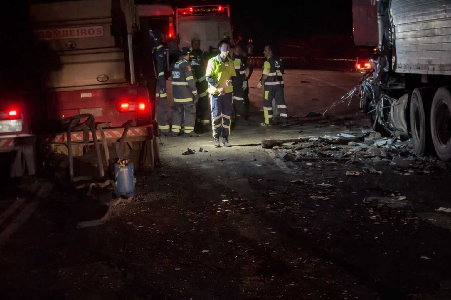Identificado motorista morto em grave acidente envolvendo três carretas na BR-116, na Serra do Mutum