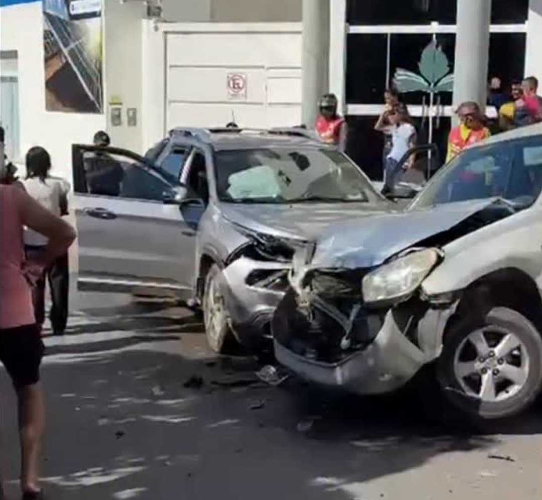 Grave acidente envolvendo vários veículos é registrado em Guanambi