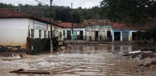 Prefeitura de Lajedinho divulga alerta de Fortes Chuvas Temporal causou destruição e mortes na cidade de Lajedinho em 2013