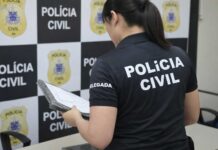 Homem é preso suspeito de agredir ex-companheira e atear fogo na casa dela Homem é preso suspeito de agredir ex-companheira e atear fogo na casa dela