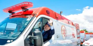 Lula anuncia pacote de R$ 345 milhões para a saúde na Bahia Presidente da República, Luiz Inácio Lula da Silva, durante cerimônia de entrega de ambulâncias do SAMU, equipamentos para unidades de saúde e equipamentos cirúrgicos no âmbito do Novo PAC Saúde. Salvador - BA. — Foto: Ricardo Stuckert / PR