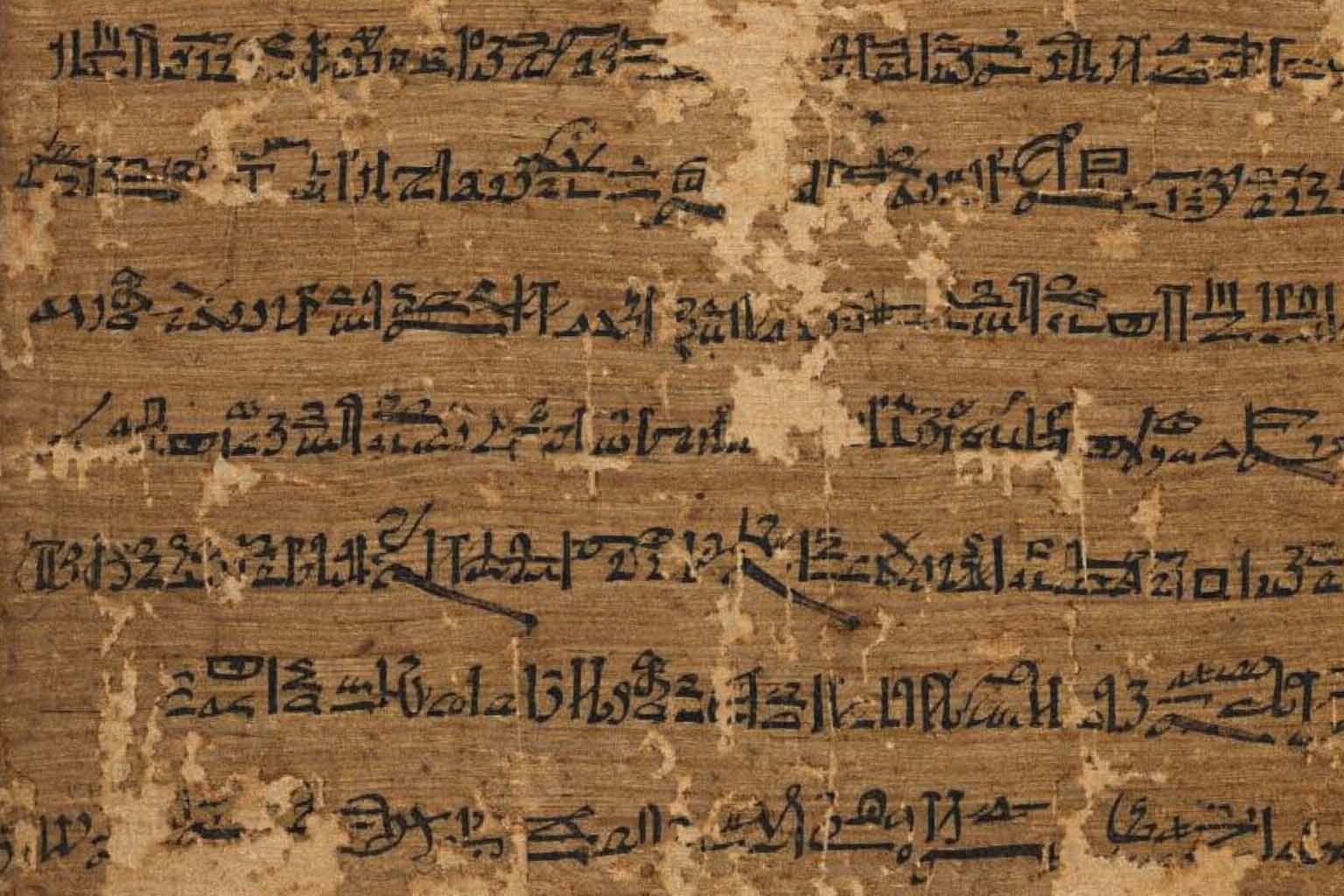 Documento egípcio de 3.300 anos pode esclarecer existência de gigantes bíblicos