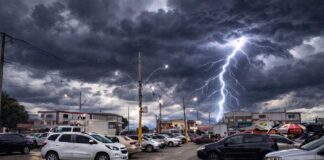 Itaberaba está entre os municípios com maior volume raios em uma semana na Bahia Itaberaba está entre os municípios com maior volume raios em uma semana na Bahia