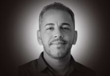 Suplente de vereador é morto com tiro na cabeça dentro de casa em Ipirá Suplente de vereador é morto com tiro na cabeça dentro de casa em Ipirá