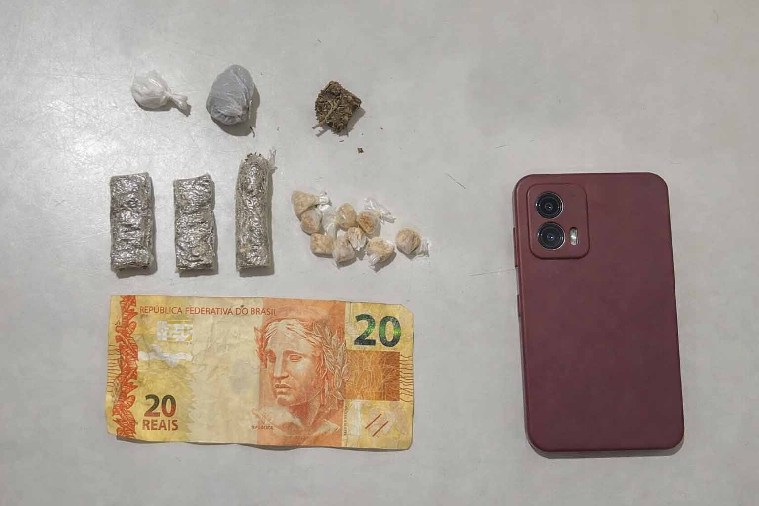 Polícia apreende drogas durante ação da CIPE Chapada em Ruy Barbosa