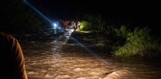 Duas pessoas são arrastadas pela correnteza durante forte chuva em Ipirá Duas pessoas são arrastadas pela correnteza durante forte chuva em Ipirá