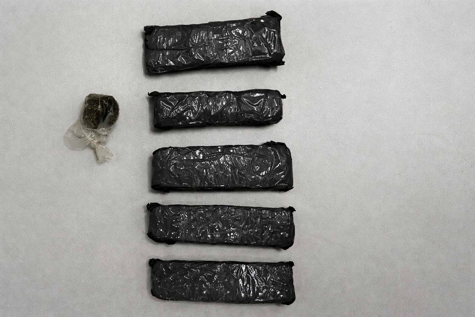 PMBA apreende drogas durante patrulhamento no distrito de Lajedo Alto, em Iaçu