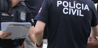 Criança de 2 anos morre após atravessar rua e ser atropelada por caminhonete Criança de 2 anos morre após atravessar rua e ser atropelada por caminhonete na Bahia