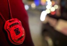 Mulher é presa por tentativa de homicídio contra vizinha por vingança em Iaçu Mulher é presa por tentativa de homicídio contra vizinha por vingança em Iaçu