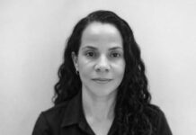 Mulher é morta com golpe de faca e marido agredido com marreta Mulher é morta com golpe de faca e marido agredido com marreta