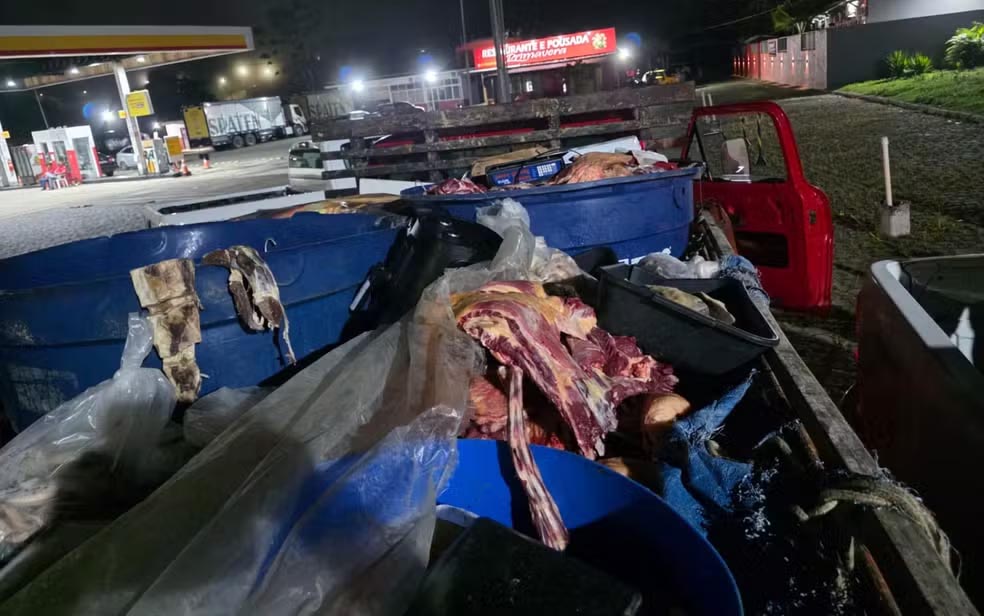 Quase uma tonelada de carne clandestina é apreendida no interior da Bahia