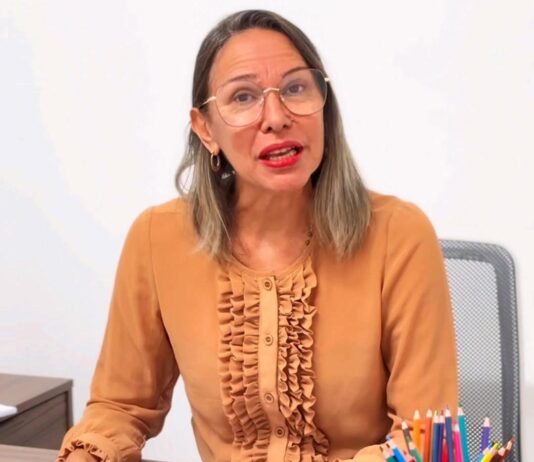 Mais de 500 crianças estão há mais de 60 dias sem aula em Itaberaba, denuncia vereadora Mais de 500 crianças estão há mais de 60 dias sem aula em Itaberaba, denuncia vereadora