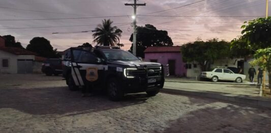Policia Civil prende dois homens durante cumprimento de mandados em Itaberaba Policia Civil prende dois homens durante cumprimento de mandados em Itaberaba