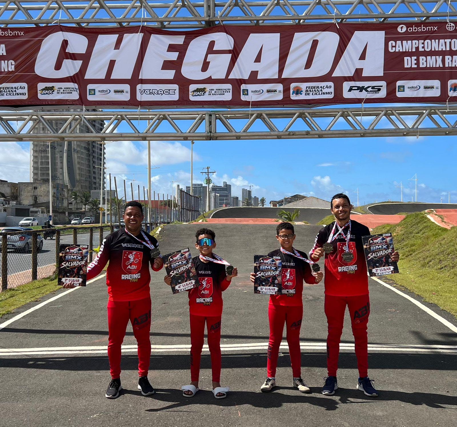 Atletas de Itaberaba se destacam no Campeonato Baiano de BMX 2026