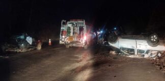 Colisão frontal deixa um morto e um ferido na BR-242 na noite deste domingo Colisão frontal deixa um morto e um ferido na BR-242 na noite deste domingo