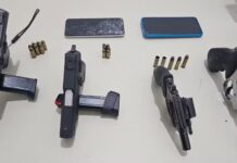 Quatro homens morrem após confronto com policiais militares Quatro homens morrem após confronto com policiais militares