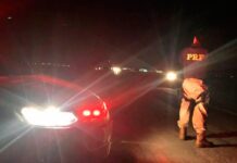Pedestre morre após atropelamento por carreta na BR-242