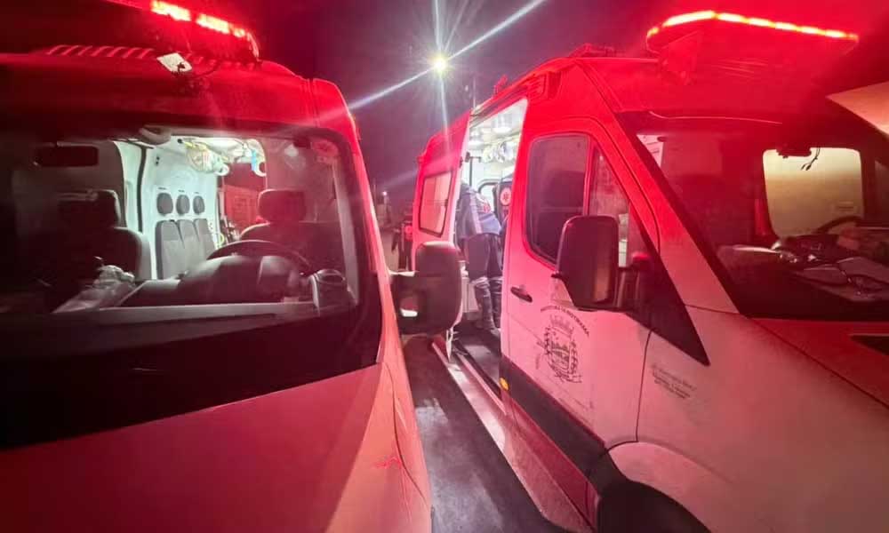 Homem mata namorado da ex-companheira e deixa mulher ferida em ataque a tiros na frente dos filhos dela