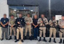 Polícias Civil e Militar prendem suspeito por tráfico de drogas, cárcere privado e ameaça em Iaçu Polícias Civil e Militar prendem suspeito por tráfico de drogas, cárcere privado e ameaça em Iaçu