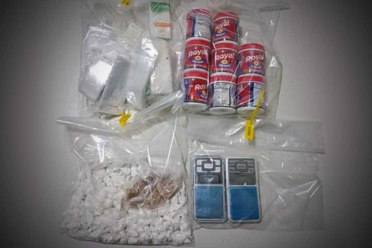 Polícia apreende cocaína, crack e balanças de precisão em ponto de tráfico durante operação em Itaberaba