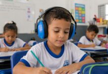 Itaberaba distribui abafadores de som para escolas da rede municipal e amplia ações de inclusão Itaberaba distribui abafadores de som para escolas da rede municipal e amplia ações de inclusão