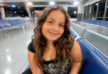 Menina de 9 anos morre após acidente entre motocicleta e caçamba em Itaberaba; mãe ficou ferida Menina de 9 anos morre após acidente entre motocicleta e caçamba em Itaberaba; mãe ficou ferida
