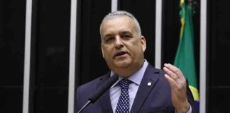 Alfredo Gaspar vira destaque no X após ser anunciado vice de Flávio Bolsonaro