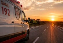 Motociclista morre após colisão frontal com carreta na BR-242 Motociclista morre após colisão frontal com carreta na BR-242, em Barreiras