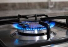 Gás de cozinha pode ficar até R$ 10 mais caro na Bahia Gás de cozinha pode ficar até R$ 10 mais caro na Bahia a partir de setembro