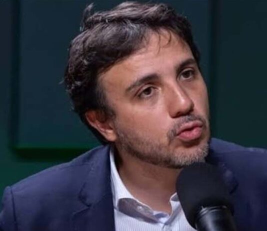TSE suspende campanha de Renan Santos e participação em debates TSE suspende campanha de Renan Santos e participação em debates