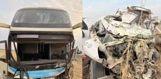 Duas pessoas morrem em grave acidente entre ônibus e carro de funerária Ônibus e carro de funerária batem de frente e deixam dois mortos na BR-020, no oeste da Bahia