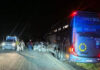 Quatro jovens morrem após carro bater em ônibus no interior da Bahia Quatro jovens morrem após carro bater em ônibus no interior da Bahia