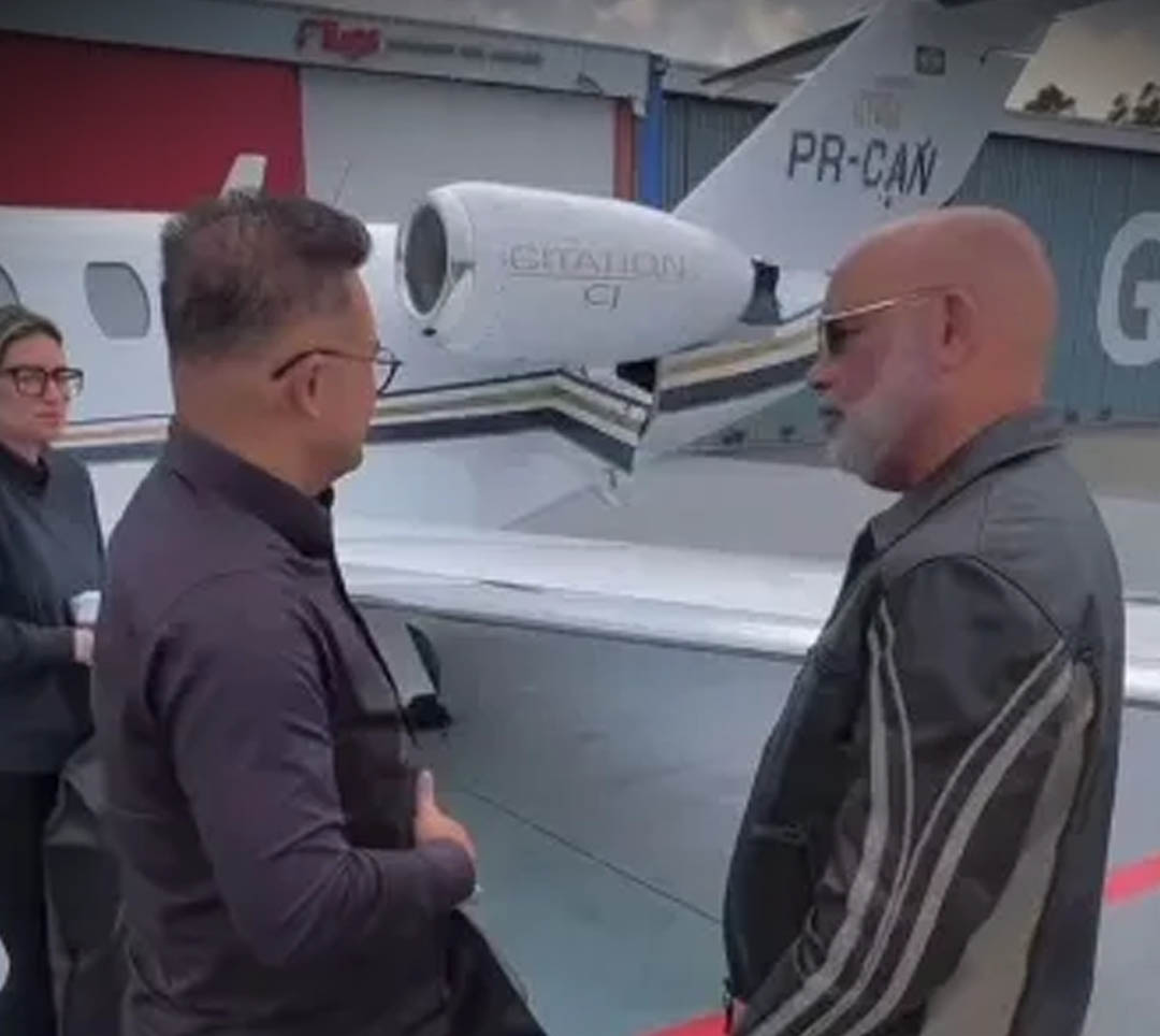 Helicóptero com cantor Rick desaparece durante temporal em Santa Catarina