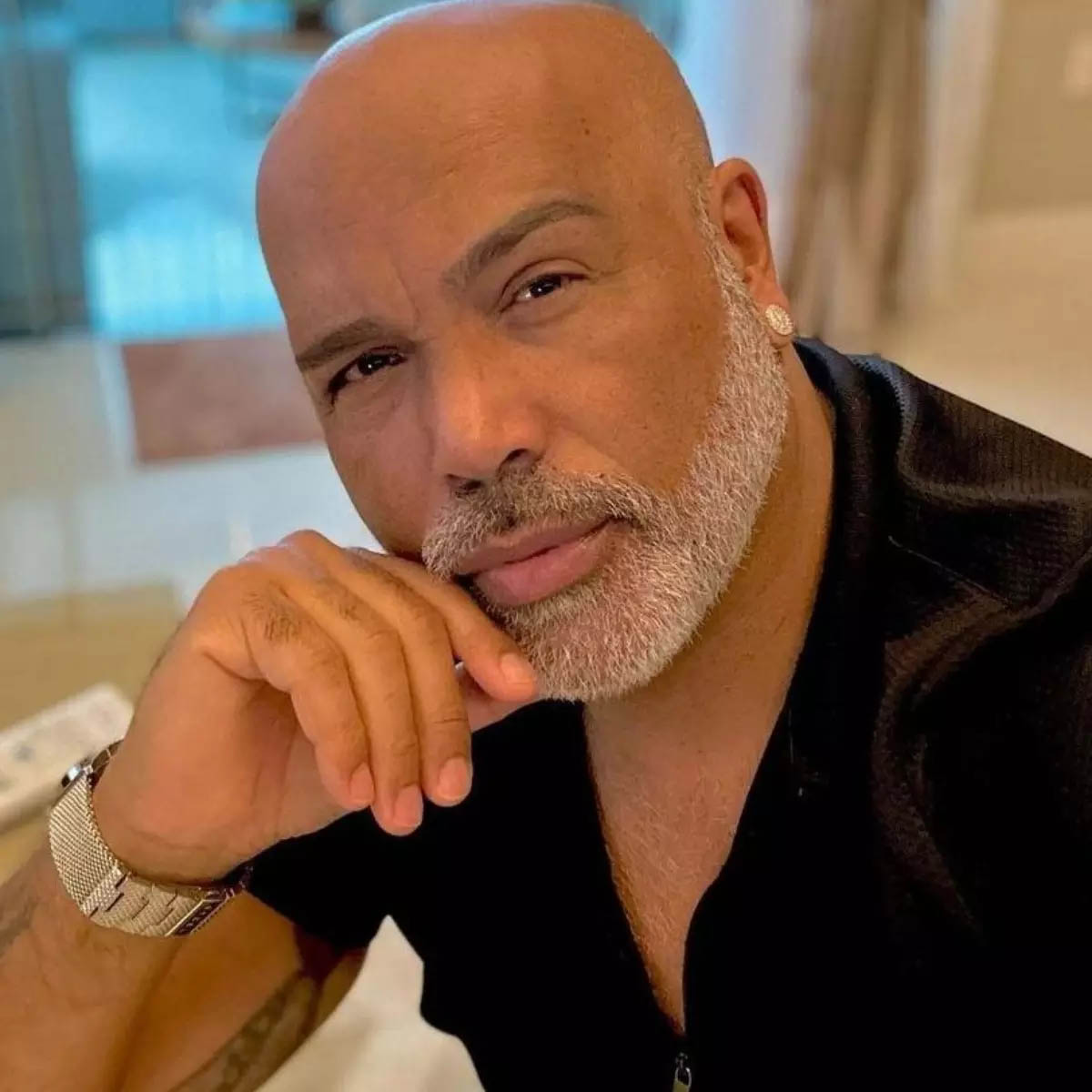 Morre Rick, da dupla Rick & Renner, aos 59 anos após queda de helicóptero