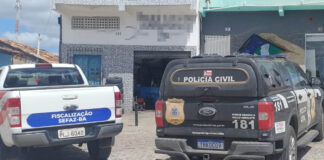 Polícia Civil apreende celular durante fiscalização em estabelecimento comercial em Itaberaba Polícia Civil apreende celular durante fiscalização em estabelecimento comercial em Itaberaba