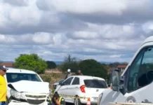 Acidente com quatro veículos deixa dois mortos na BA-052, em Ipirá