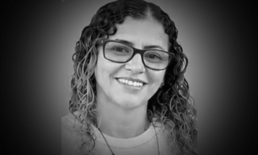 Professora morre e outras duas pessoas ficam feridas após batida entre motos