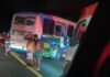 Micro-ônibus com 27 pessoas se envolve em acidente na Bahia e passageiros ficam feridos Micro-ônibus com 27 pessoas se envolve em acidente na Bahia e passageiros ficam feridos