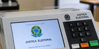 Eleições 2026: TRE-BA registra nove urnas substituídas e duas prisões por boca de urna na Bahia Eleições 2026: TRE-BA registra nove urnas substituídas e duas prisões por boca de urna na Bahia