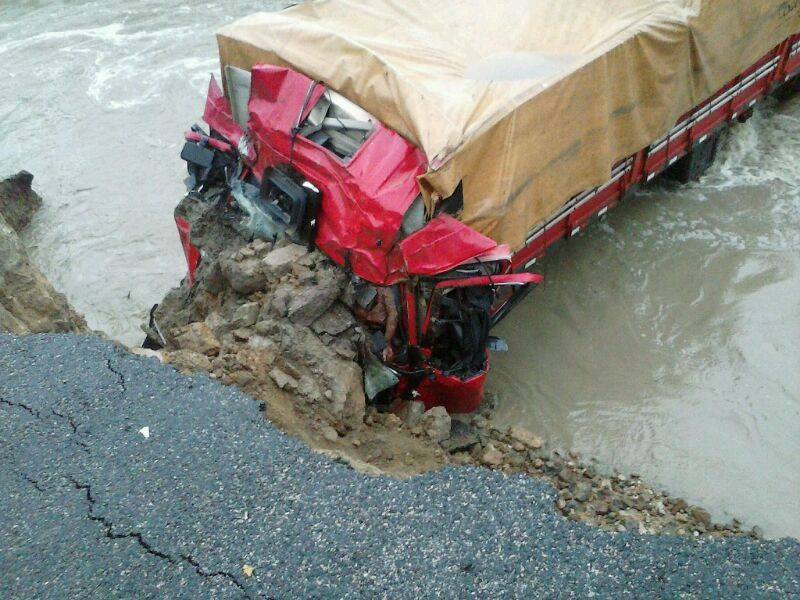 Chuvas destrói ponte na estrada de Baixa Grande e faz 3 vitimas fatais