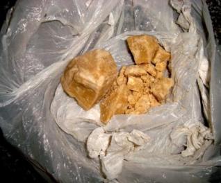 CETO apreende droga e arma em poder de suposto traficante no bairro Caititu