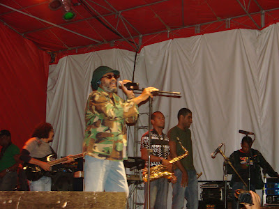 Edson Gomes deu mais um show em Ipirá e mostra que ainda é a maior expressão do reggae no Brasil