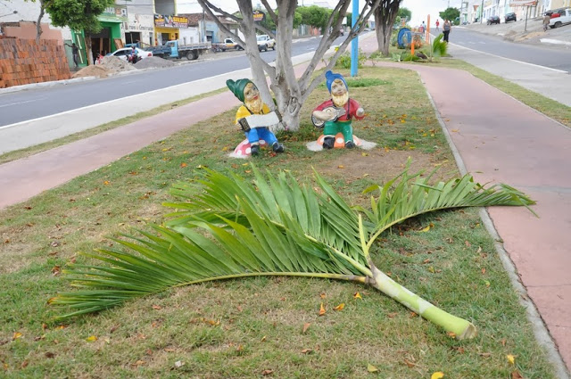 Prefeitura de Itaberaba acusa estudantes por vandalismo durante manifestação