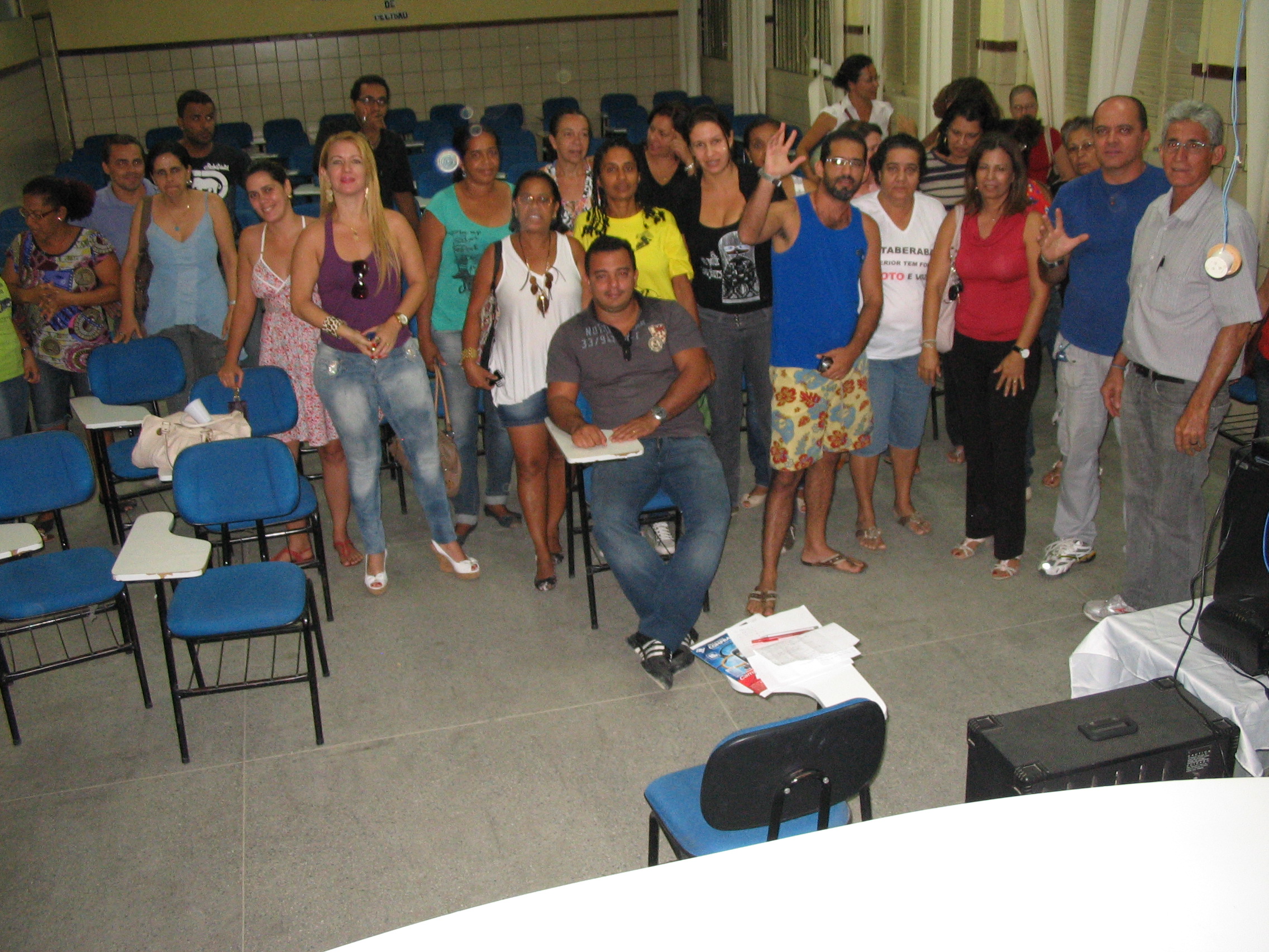 Greve dos professores: colégios estaduas de itaberaba ainda estão de portas fechadas