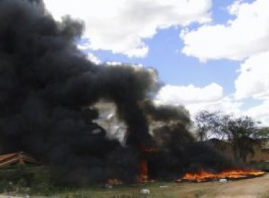 Irecê: Incêndio destrói fábrica de sofá