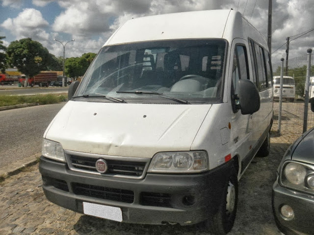 Van que faz linha de Itaberaba a Marcionílio de Souza é assaltada em Iaçu