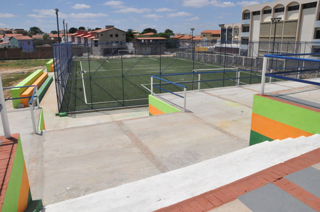 Prefeitura inaugura duas escolas e uma quadra para comemorar os 136 anos de Itaberaba