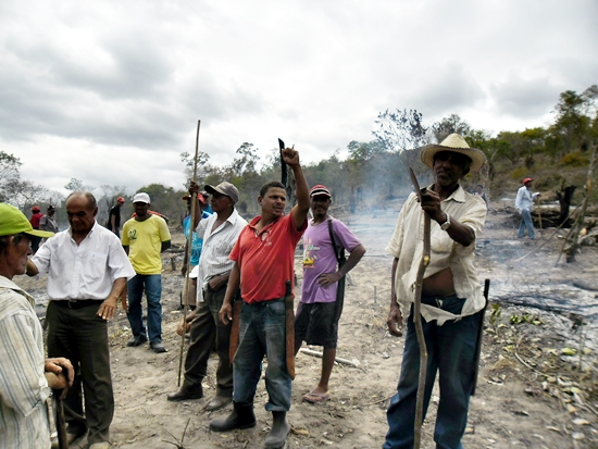 Agricultores sem terra pedem urgência na liberação da Fazenda Gameleira em Itaberaba