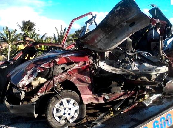 Santo Estevão: acidente deixa 2 mortos na BR-116